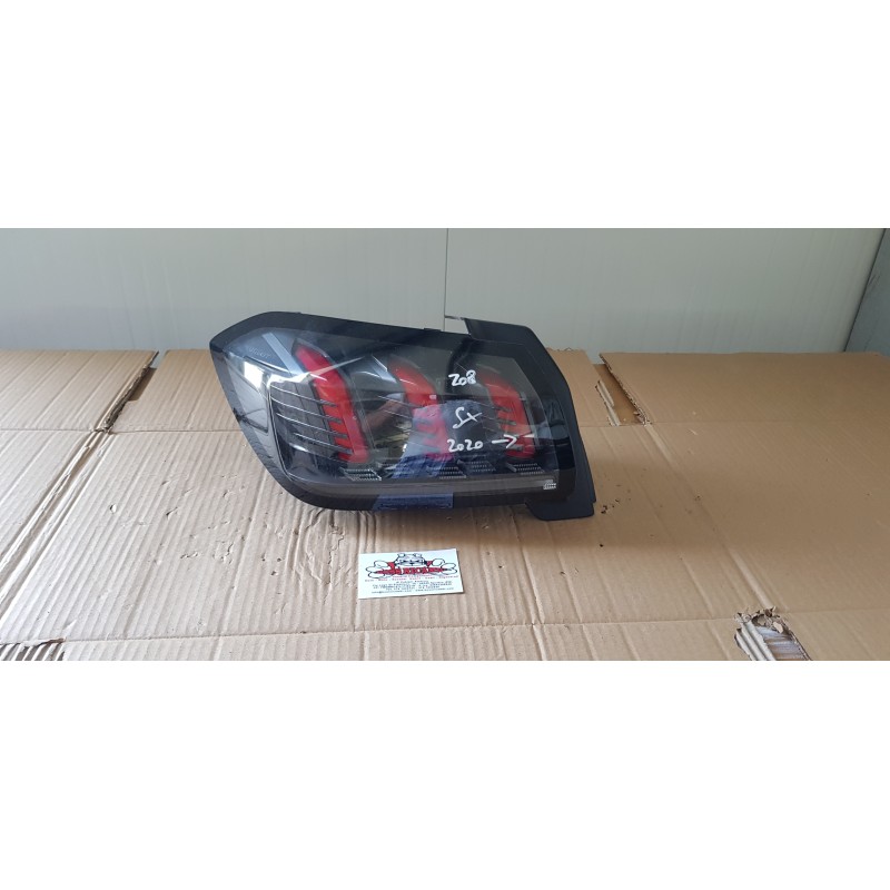 PEUGEOT 208 FARO FARI FANALE FANALI STOP ESTERNO POSTERIORE SINISTRO SX LED