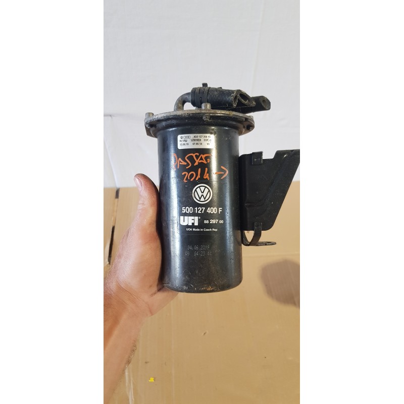 VOLKSWAGEN PASSAT B7 SUPPORTO FILTRO NAFTA GASOLIO CARBURANTE 5Q0127400F