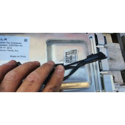 TESLA MODEL 3 CAR COMPUTER DRIVER ASSISTANT AUTOPILOT ECU 1527963-01