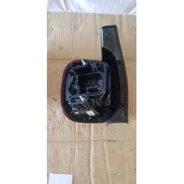 DACIA DUSTER 2 SERIE FANALE FANALI LUCE LUCI FARO FARI STOP POSTERIORE DESTRO DX
