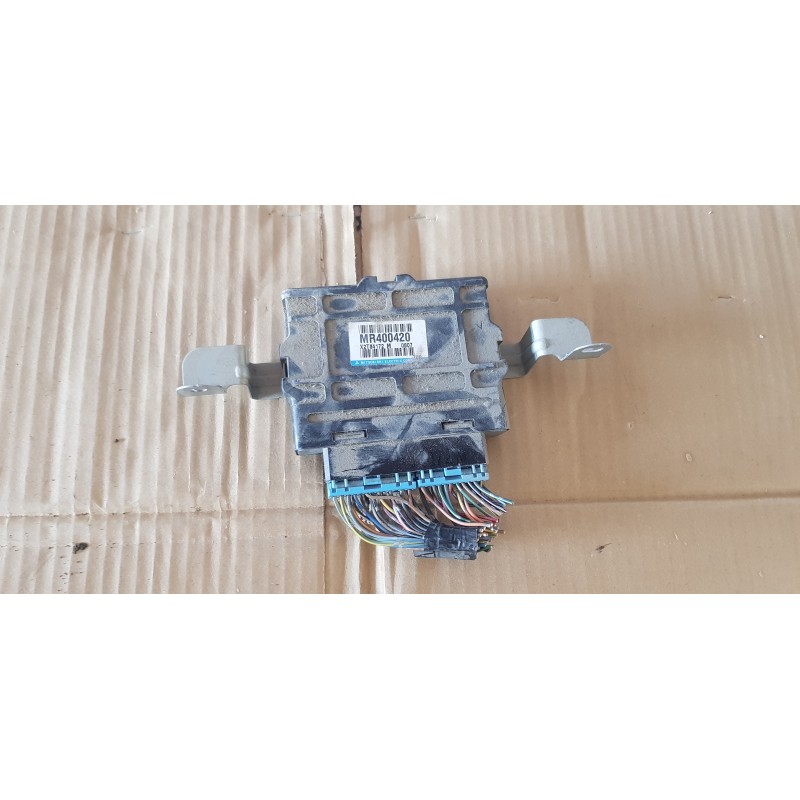 MITSUBISHI PAJERO V60 CENTRALINA CONTROLLO MODULO ABS ELETTRICA MR400420