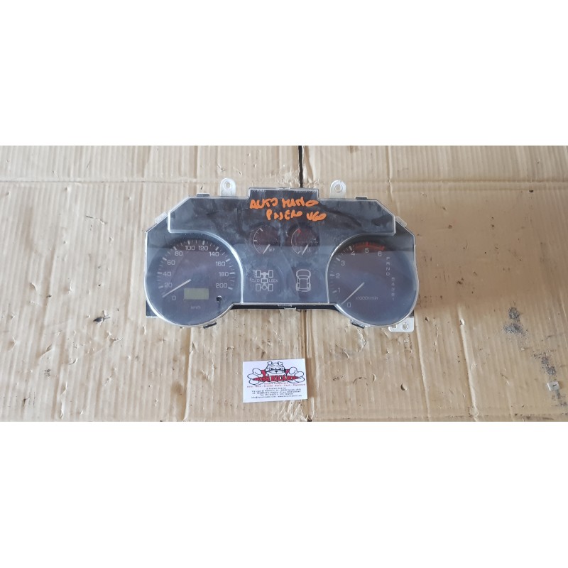 MITSUBISHI PAJERO V60 QUADRO STRUMENTI CONTACHILOMETRI TACHIMETRO STRUMENTAZIONE