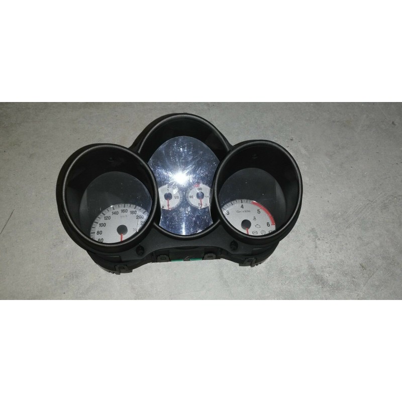 Dettagli su   ALFA ROMEO GT 1.9 DIESEL QUADRO STRUMENTI CONTAKM CONTACHILOMETRI INDICATORE