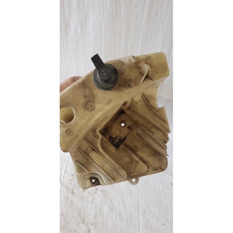 FIAT PANDA 141 VASCHETTA BOCCIA TANICA ACQUA TERGICRISTALLI LAVAVETRI