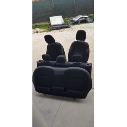 JEEP RENEGADE INTERNI...