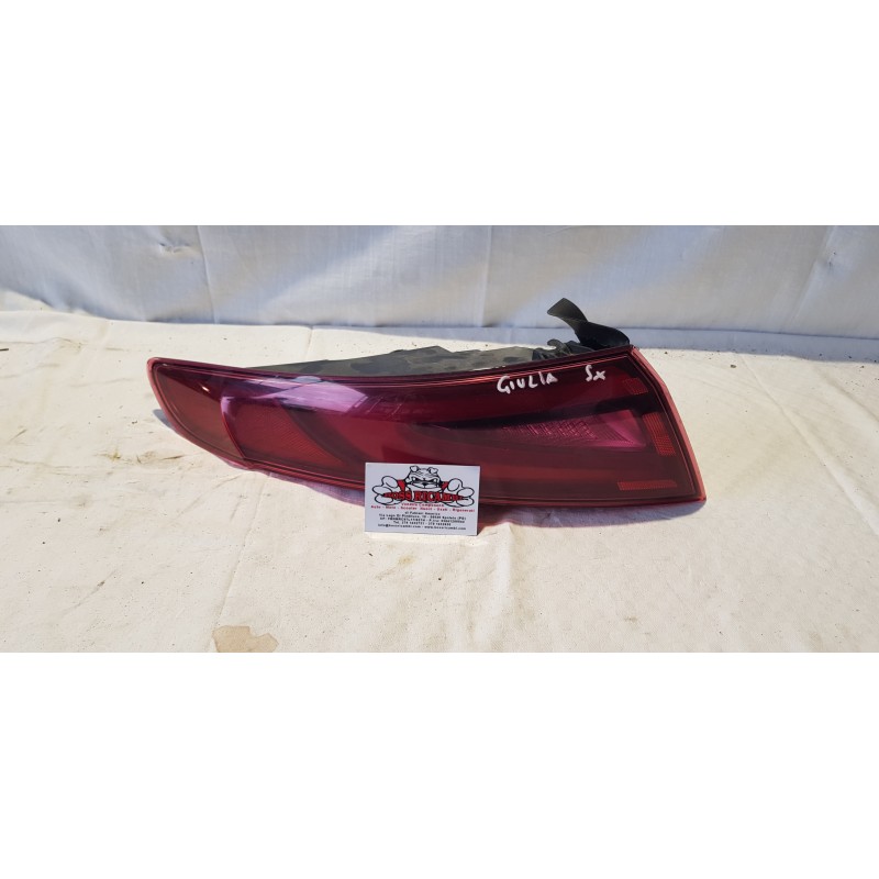 ALFA ROMEO GIULIA FANALE STOP FARO LAMPADA ESTERNO POSTERIORE SINISTRO SX