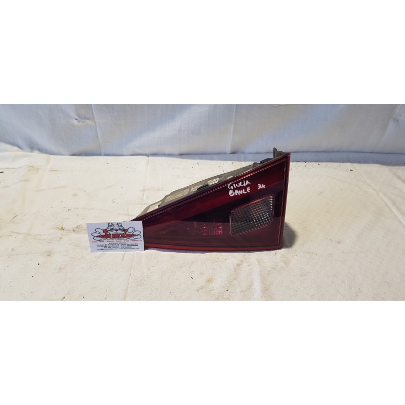 ALFA ROMEO GIULIA FANALE STOP FARO LAMPADA INTERNO BAULE POSTERIORE DESTRO DX