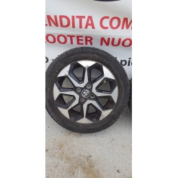 TOYOTA YARIS CERCHIO CERCHI IN LEGA R15 POLLICI CON PNEUMATICO GOMMA INT. 4x100