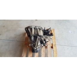 DACIA SANDERO STEPWAY SCATOLA CAMBIO DIFFERENZIALE GEARBOX 8200977059 1.5 DIESEL