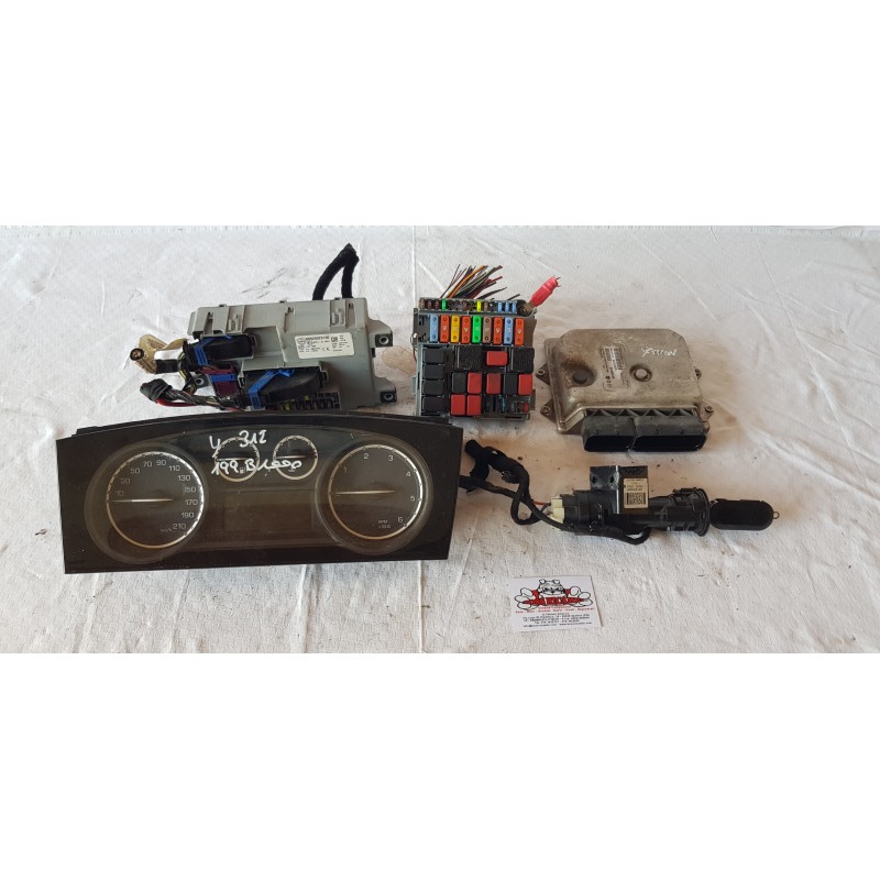 LANCIA YPSILON 3 SERIE 312 KIT ACCENSIONE AVVIAMENTO MOTORE ECU BODY CHIAVE 1.3D