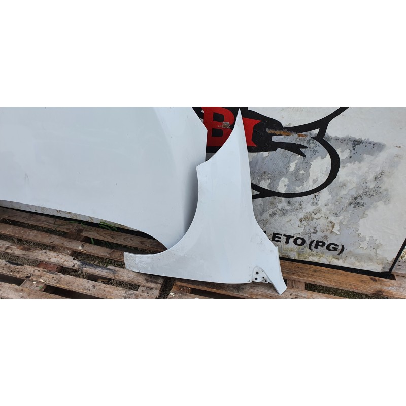 RENAULT MEGANE 3 SERIE PARAFANGO PARAFANGHI LATERALE ANTERIORE SINISTRO SX
