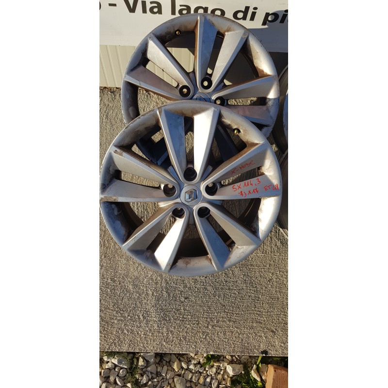 Set da 4 Cerchi in lega Astral per Renault Kadjar Megane Talisman Fluence Espace Koleos Laguna III