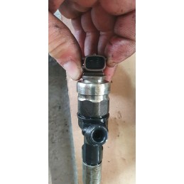 Dettagli su   SUBARU FORESTER IMPREZA INIETTORE CARBURATORE INIETTORI MOTORE EE20 16613AA020