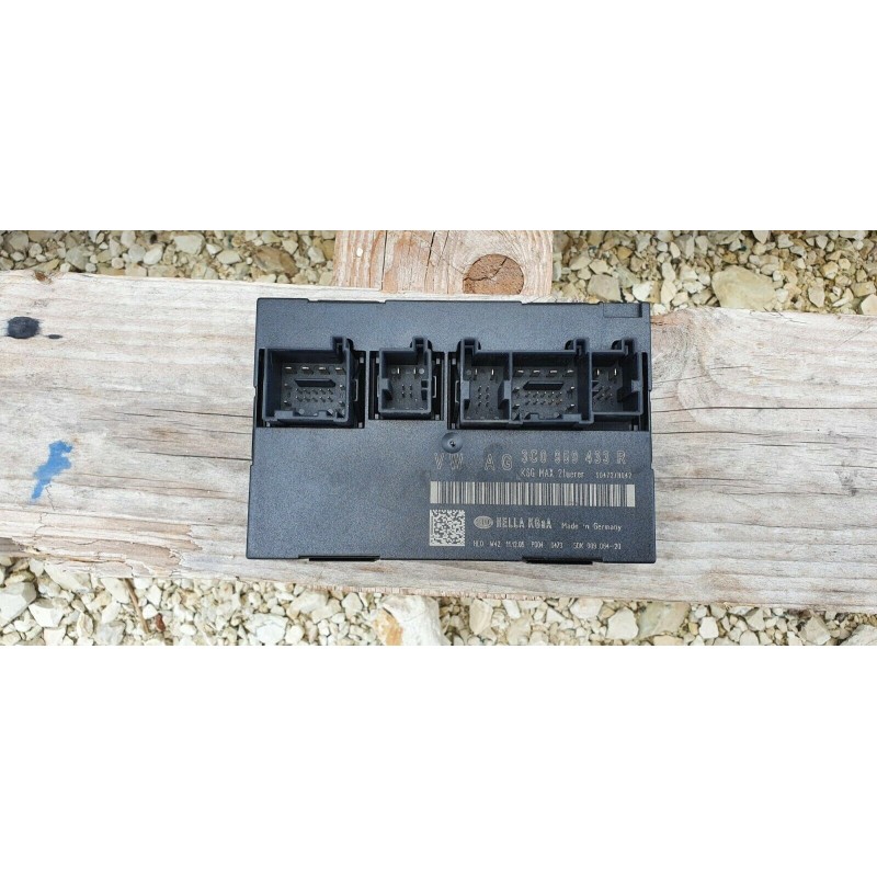 Dettagli su   VOLKSWAGEN PASSAT 3C B6 CENTRALINA COMFORT INTERNA SERVIZI MODULO 3C0959433R