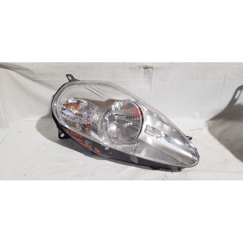 FIAT GRANDE PUNTO PROIETTORE FARO FANALE ANTERIORE DESTRO DX 67755881 - 51701594