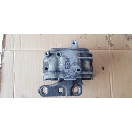 VOLKSWAGEN PASSAT B7 SUPPORTO MOTORE LATO DESTRO 1K0199262