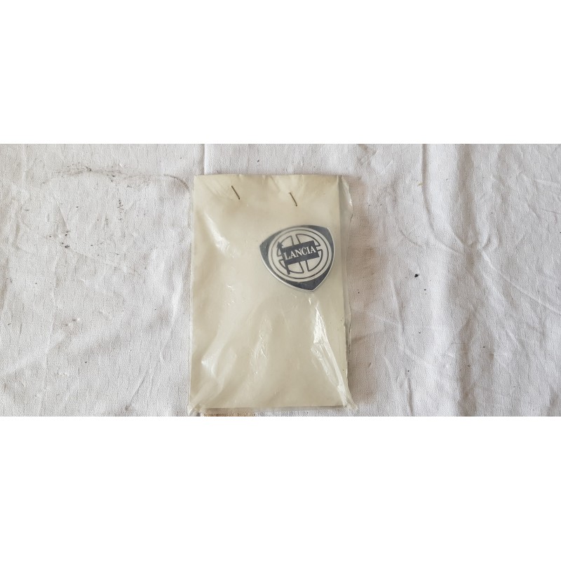LANCIA DELTA INTEGRALE EVOLUZIONE STEMMA LOGO EMBLEMA ADESIVO FREGIO 82454591