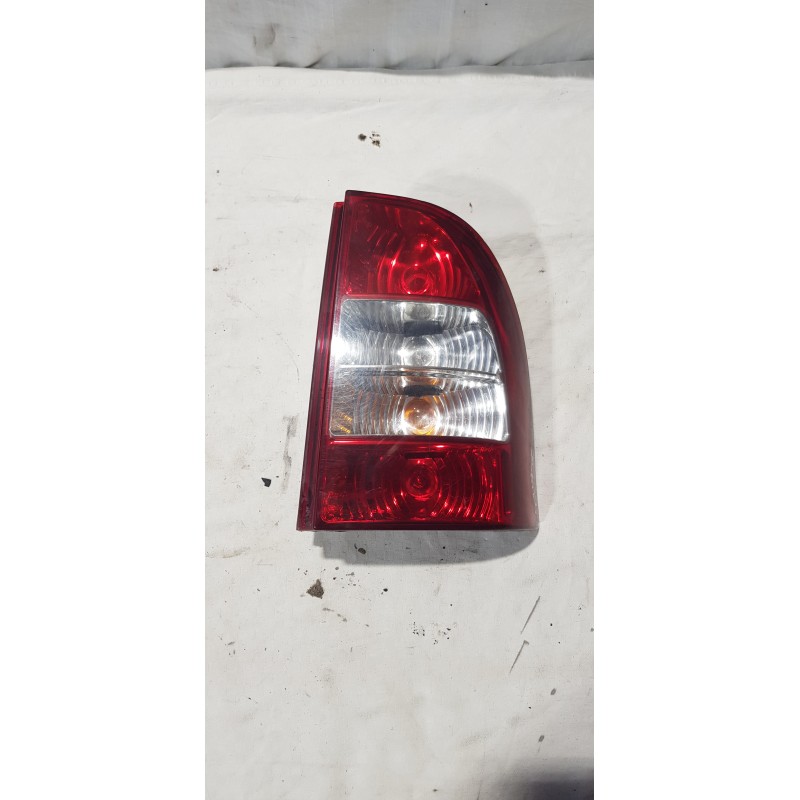 FIAT STRADA FANALE FANALI FARO FARI PORTALAMPADA STOP POSTERIORE DESTRO DX