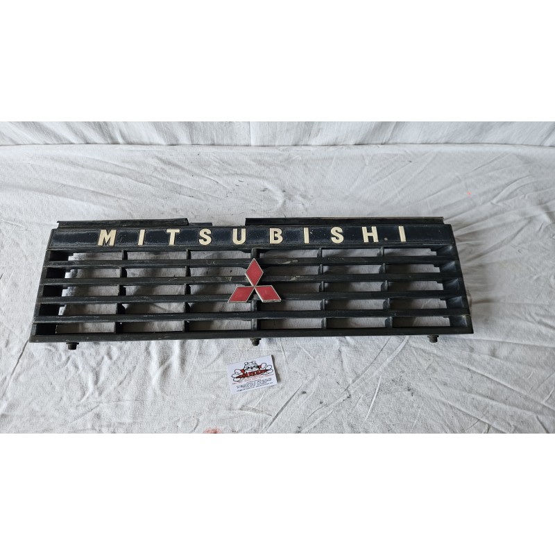 MITSUBISHI PAJERO L040 GRIGLIA CALANDRA ANTERIORE MASCHERINA MB383527-30