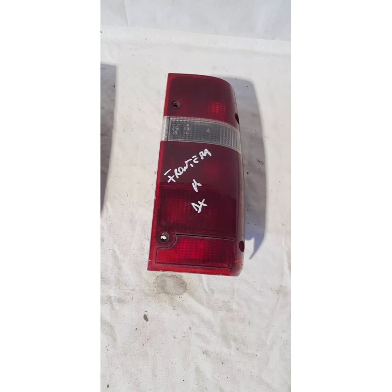 OPEL FRONTERA A FANALE FARO FANALINO STOP POSTERIORE DESTRO REAR LAMP 91140360