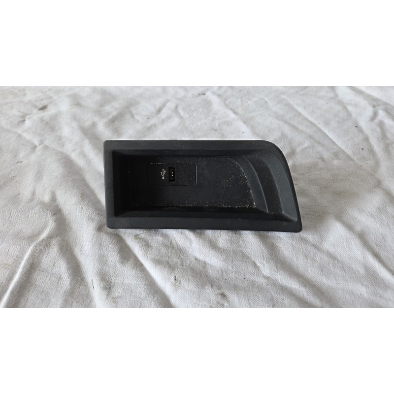 BMW SERIE 1 F20 MODANATURA SUPPORTO USB AUTORADIO STEREO 51169207357