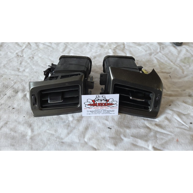 TOYOTA RAV 4 IV XA40 BOCCHETTA ARIA AREAZIONE LATERALE DESTRA SINISTRA SX DX