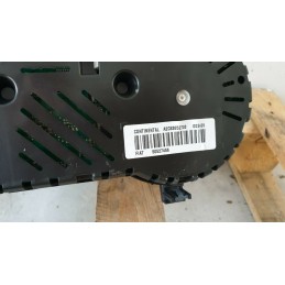 Dettagli su   ALFA ROMEO GIULIETTA QUADRO STRUMENTI STRUMENTAZIONE CONTACHILOMETRI DISPLAY