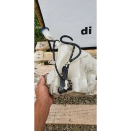 Dettagli su   FORD FOCUS MK3 3 SERIE VASCHETTA ACQUA BOCCIA TERGICRISTALLI LAVAVETRO MOTORINO