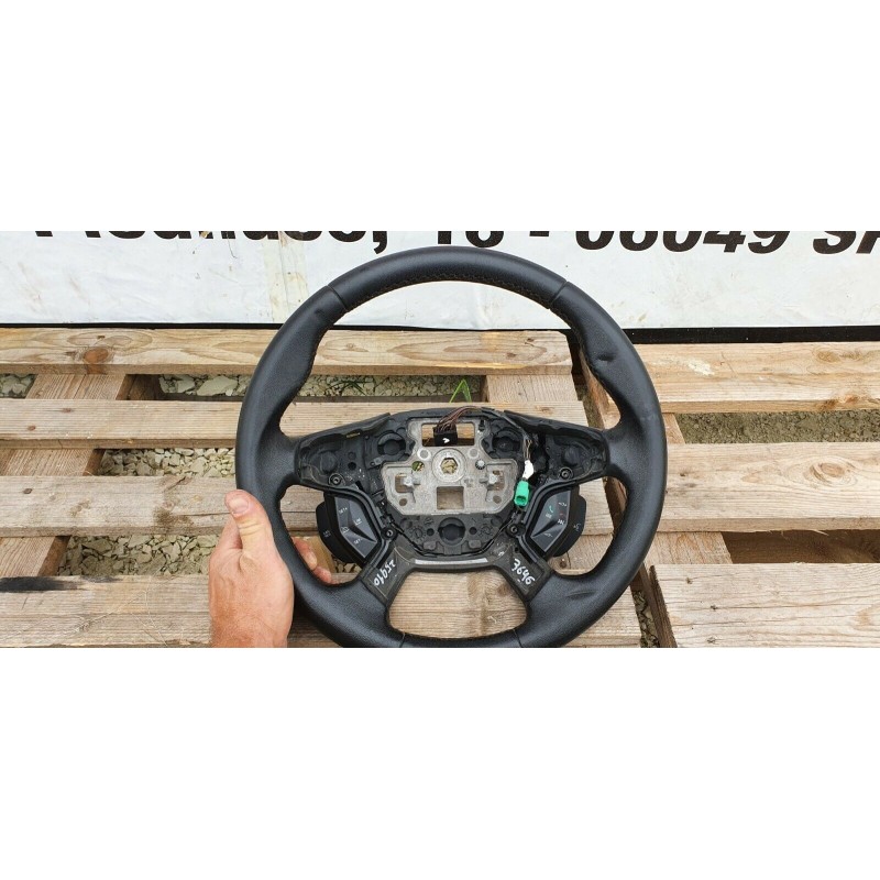 Dettagli su   FORD FOCUS MK3 3 SERIE VOLANTE COMANDI RADIO CRUISE CONTROL BLUETOOTH TELEFONO