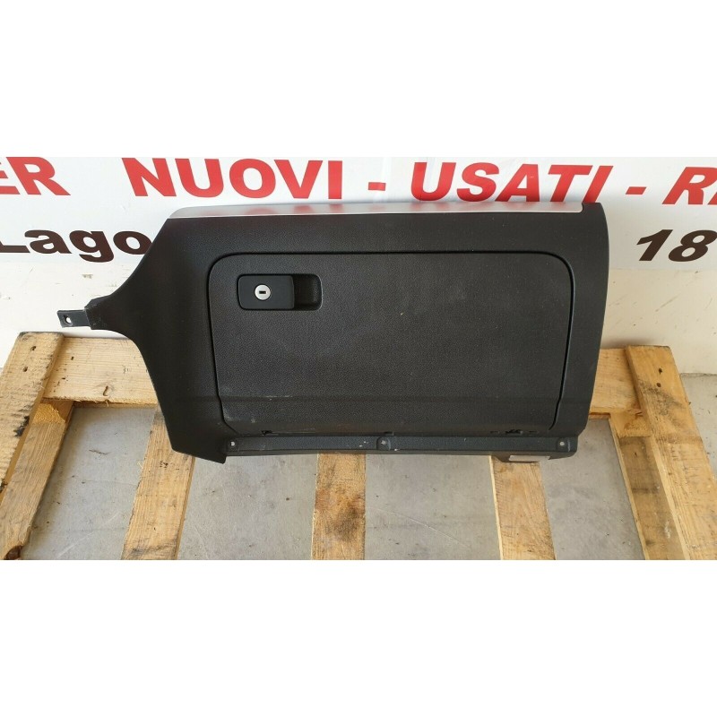 Dettagli su   VOLKSWAGEN SCIROCCO CASSETTO VANO BOX PORTAOGGETTI LUCE CORTESIA MANIGLIA