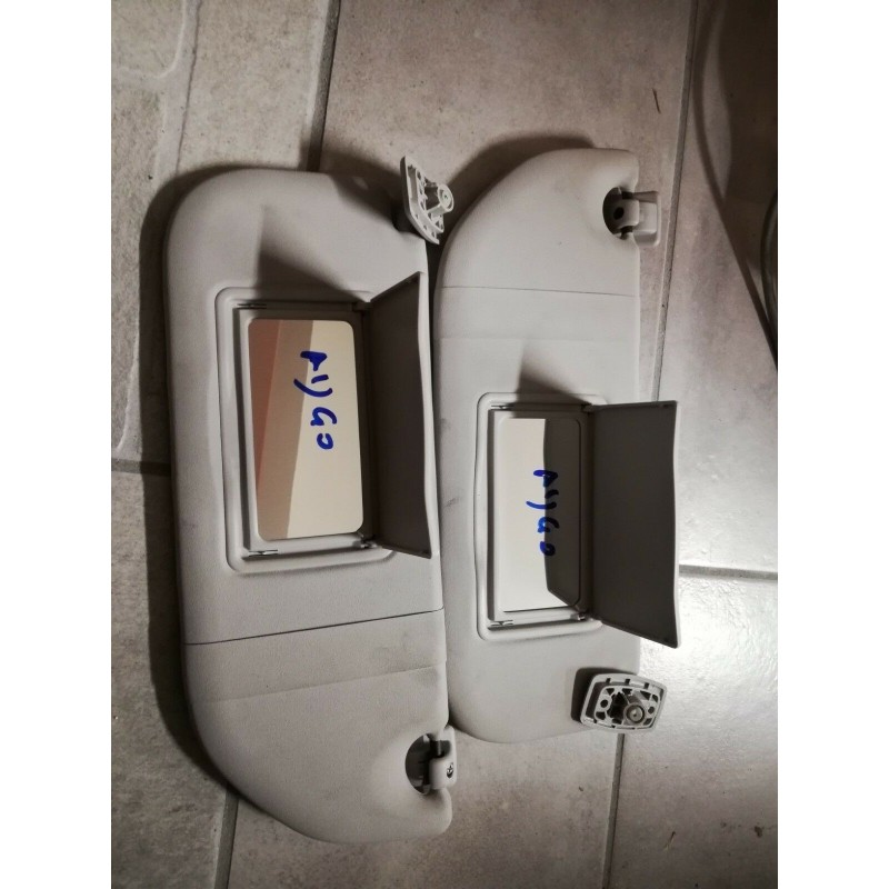 TOYOTA AYGO ALETTA ALETTE PANTINA PANTINE PARASOLE DESTRA SINISTRA VETRO