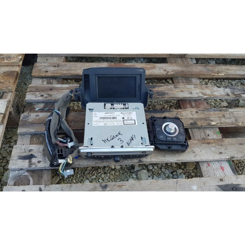 Dettagli su   RENAULT MEGANE 3 KIT NAVIGAZIONE DISPLAY AUTORADIO STEREO GPS NAV TELEFONO BLUET
