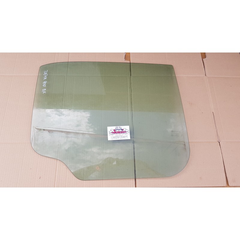 LANCIA THEMA VETRO SCENDENTE POSTERIORE DESTRO DX SPORTELLO PORTA PORTIERA