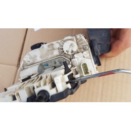 LANCIA THEMA SERRATURA CHIUSURA CENTRALIZZATA POSTERIORE DESTRA DX P04589914A