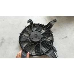 Dettagli su   MITSUBISHI PAJERO V60 ELETTROVENTOLA RAFFREDDAMENTO ANTERIORE MR360801