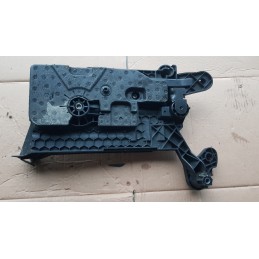 VOLKSWAGEN GOLF 7 SUPPORTO ANTERIORE PORTABATTERIA